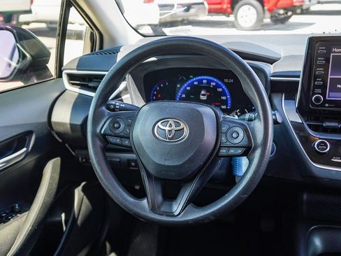 Used 2021 Toyota Corolla LE w/ Carpet Mat Package (TMS) FWD image 16