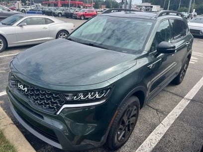 Used 2023 Kia Sorento S w/ Panoramic Sunroof Package