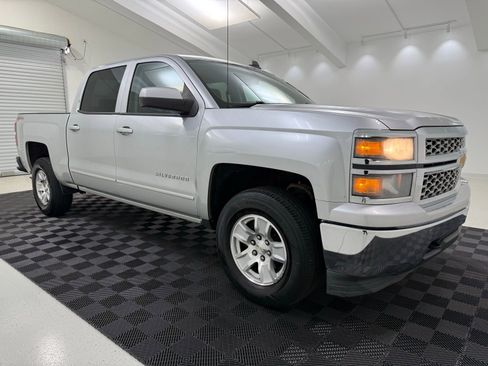 Used 2015 Chevrolet Silverado 1500 LT w/ Trailering Package image 1
