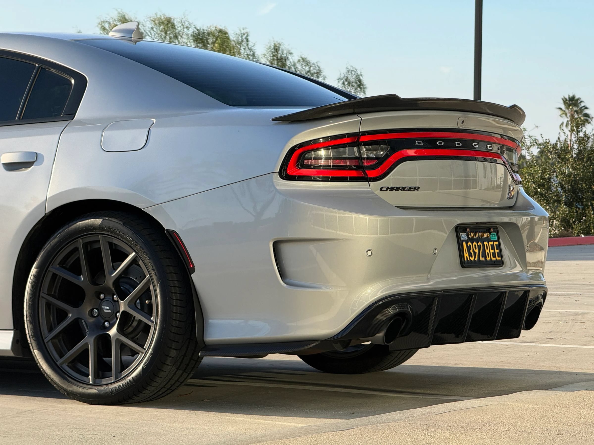 Used 2019 Dodge Charger Scat Pack w/ Plus Group RWD image 11