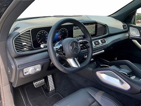 New 2025 Mercedes-Benz GLS 450 4MATIC image 8