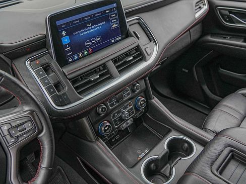 Used 2021 Chevrolet Tahoe RST image 17