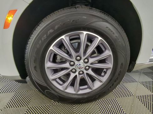 Used 2024 Buick Enclave Essence w/ LPO, Floor Liner Package image 17