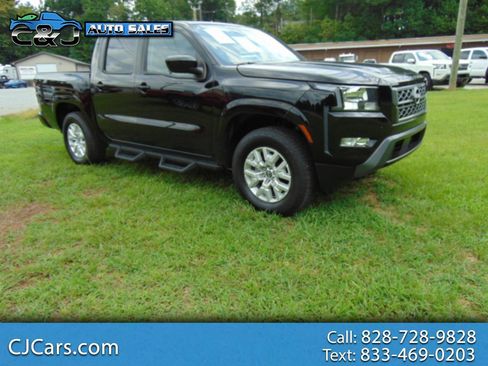 Used 2022 Nissan Frontier SV AWD/4WD image 1