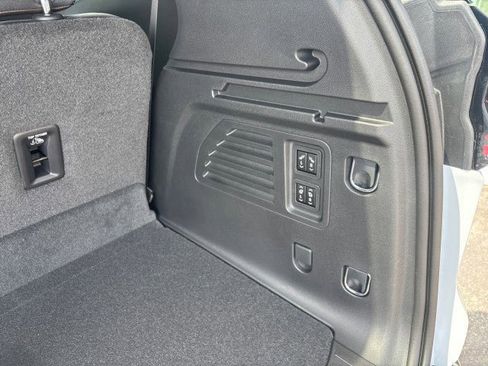 New 2026 GMC Acadia Denali Ultimate image 56