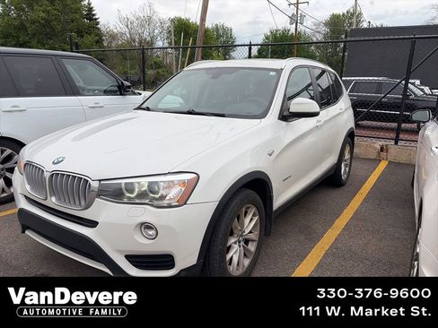 Used 2015 BMW X3 xDrive28i AWD/4WD image 1