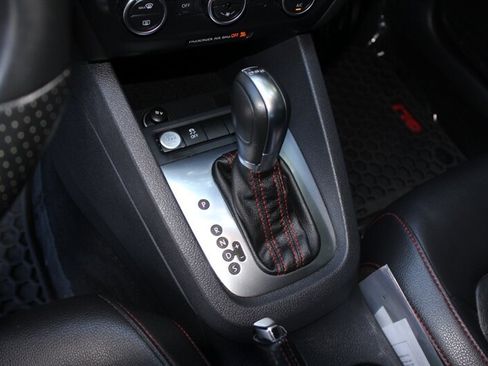 Used 2014 Volkswagen Jetta GLI Autobahn FWD image 12