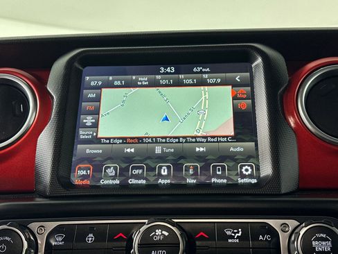 Used 2020 Jeep Wrangler Unlimited Rubicon w/ Dual Top Group image 26