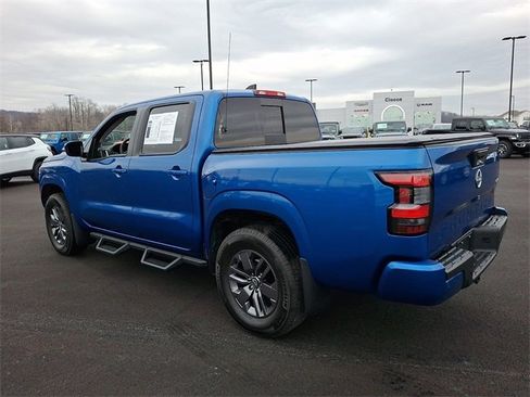 Used 2025 Nissan Frontier SV w/ SV Convenience Package image 8