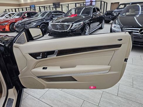 Used 2014 Mercedes-Benz E 350 Cabriolet image 39
