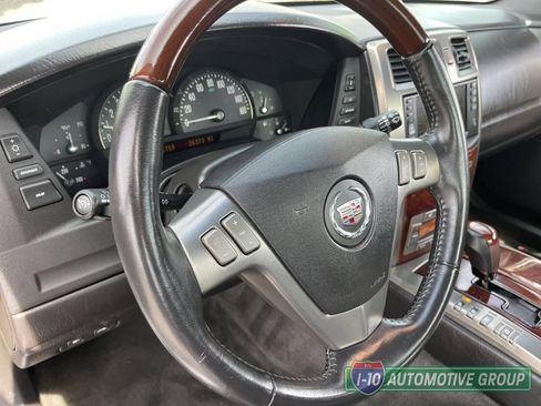 Used 2007 Cadillac XLR RWD image 22
