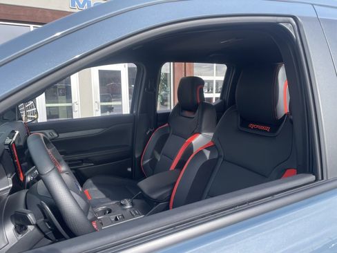 New 2025 Ford Ranger Raptor image 11