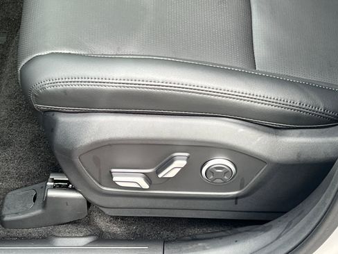 New 2026 Hyundai Santa Fe Limited image 10