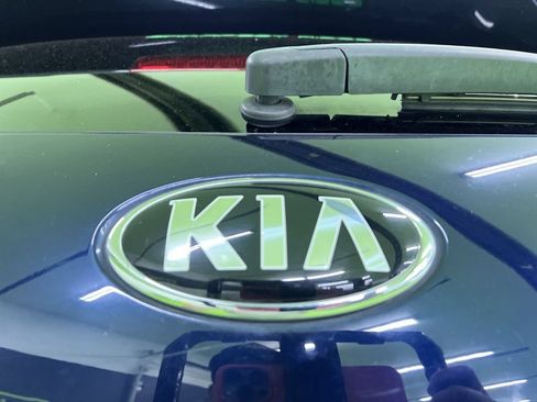 Used 2020 Kia Sorento LX w/ LX I4 Convenience Package AWD/4WD image 13