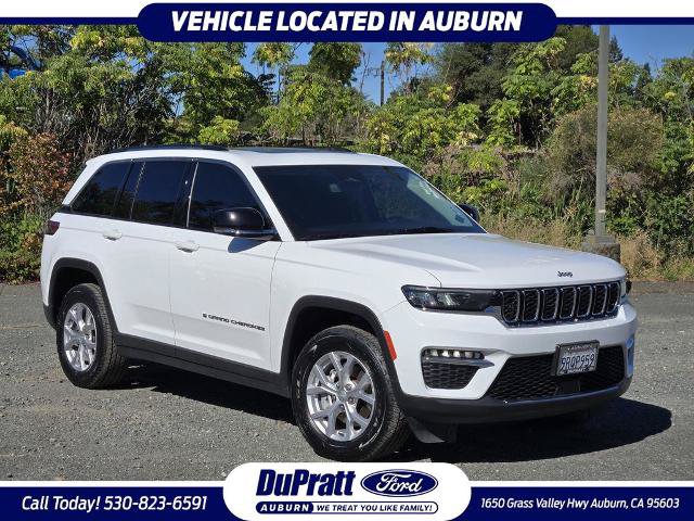 Used 2023 Jeep Grand Cherokee Limited AWD/4WD image 1