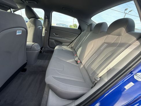 Certified 2023 Hyundai Elantra SEL w/ Convenience Package FWD image 24