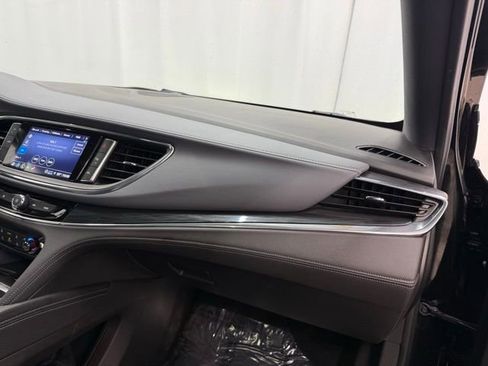 Used 2022 Buick Enclave Essence w/ Experience Buick Package image 28