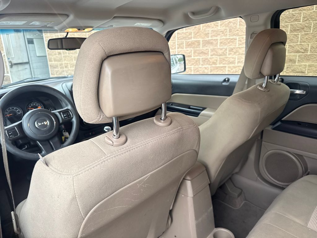 Used 2015 Jeep Patriot Sport w/ Power Value Group FWD image 21