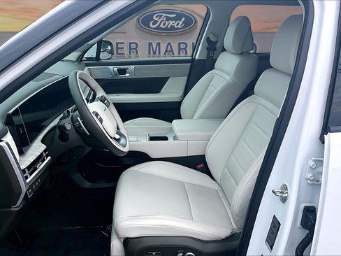 Used 2024 Hyundai Santa Fe Calligraphy AWD/4WD image 25