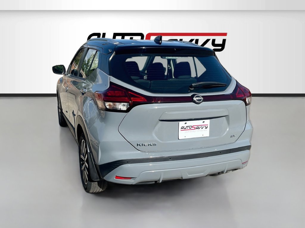 Used 2023 Nissan Kicks SV FWD image 5