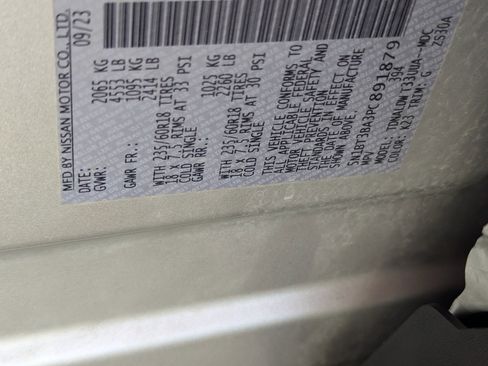 Certified 2023 Nissan Rogue SV image 30