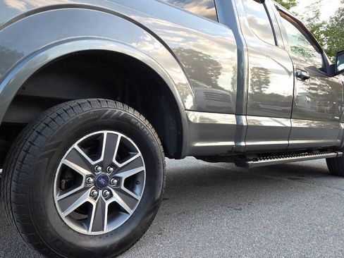 Used 2017 Ford F150 XLT w/ Equipment Group 302A Luxury AWD/4WD image 15