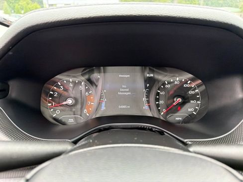 Used 2022 Jeep Compass Trailhawk w/ Trailhawk Convenience Group AWD/4WD image 9