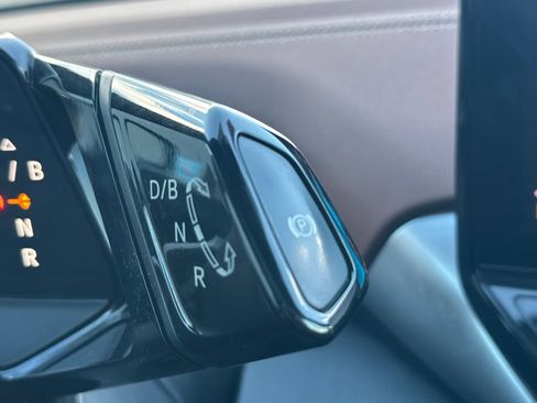 Used 2021 Volkswagen ID.4 Pro S image 22