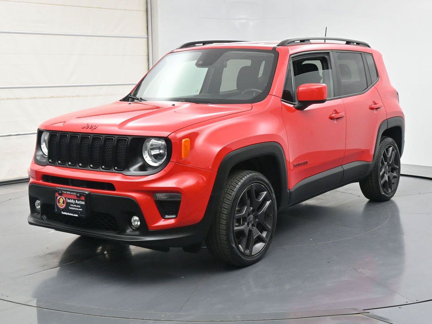 Used 2022 Jeep Renegade Latitude w/ Convenience Group AWD/4WD image 1