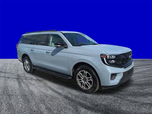 New 2026 Ford Expedition Max Active RWD image 2