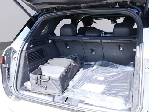 New 2025 Land Rover Range Rover Sport Dynamic SE image 32