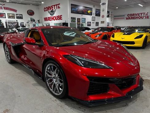 Used 2024 Chevrolet Corvette Z06 w/ Stealth Interior Trim Package RWD image 27