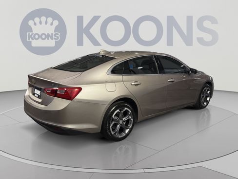 Used 2024 Chevrolet Malibu LT FWD image 7