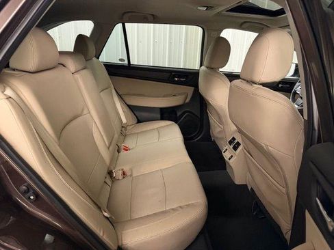 Used 2019 Subaru Outback 2.5i Limited AWD/4WD image 24