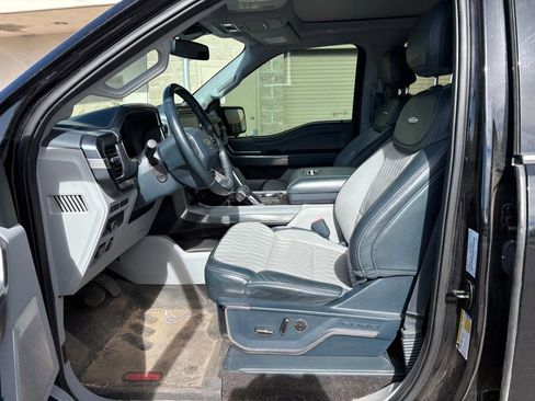 Used 2021 Ford F150 Limited image 16