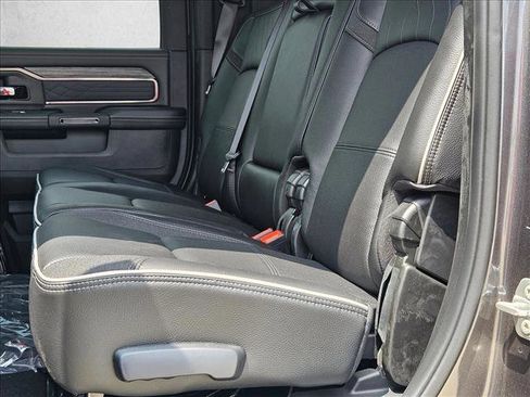 New 2026 RAM 2500 Limited AWD/4WD image 17