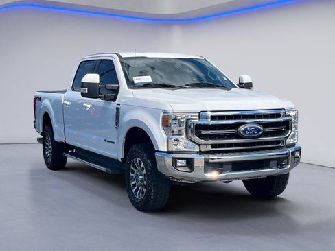 Used 2020 Ford F250 Lariat w/ Lariat Value Package AWD/4WD image 4