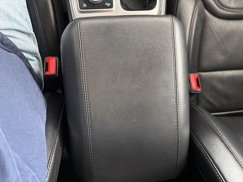 Used 2020 Ford Explorer Platinum w/ Premium Technology Package image 19