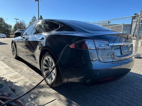 Used 2016 Tesla Model S P90D image 2