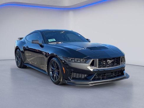 Used 2025 Ford Mustang Dark Horse image 8