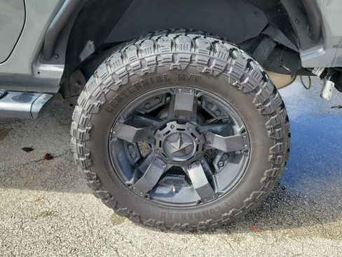Used 2020 Jeep Wrangler Sport AWD/4WD image 15