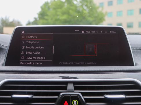 Used 2020 BMW 740i w/ M Sport Package image 36