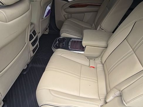 Used 2017 Acura MDX FWD w/ Advance Package image 7