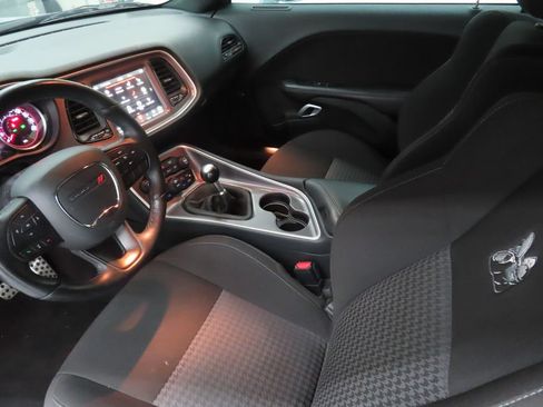 Used 2021 Dodge Challenger R/T Scat Pack RWD image 19