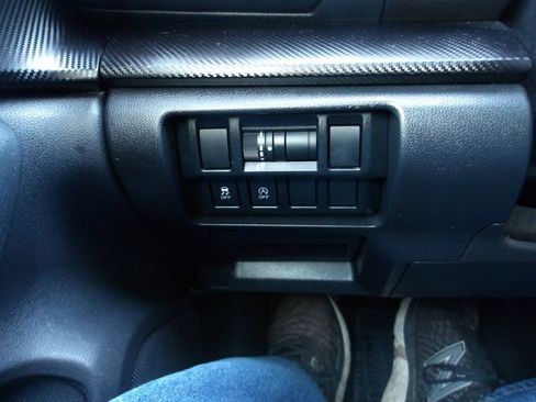 Used 2022 Subaru Crosstrek 2.0i Premium w/ Popular Package #4A image 23