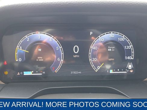 Used 2023 Jeep Grand Cherokee Altitude image 17