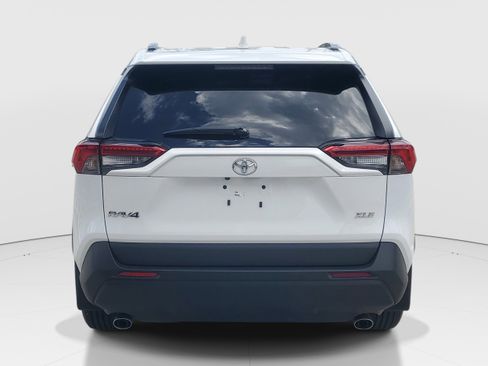 Certified 2024 Toyota RAV4 XLE w/ Convenience Package FWD image 4