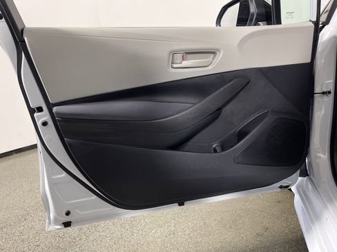 Certified 2022 Toyota Corolla L FWD image 17