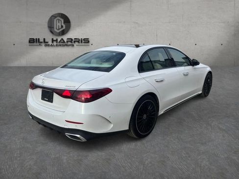 Used 2024 Mercedes-Benz E 350 4MATIC Sedan image 5