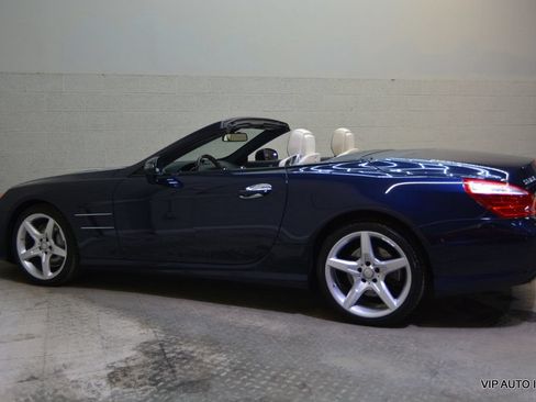 Used 2013 Mercedes-Benz SL 550 image 30